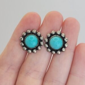 Vintage Southwestern 925 Sterling Turquoise Concho Floral Screwback Earrings